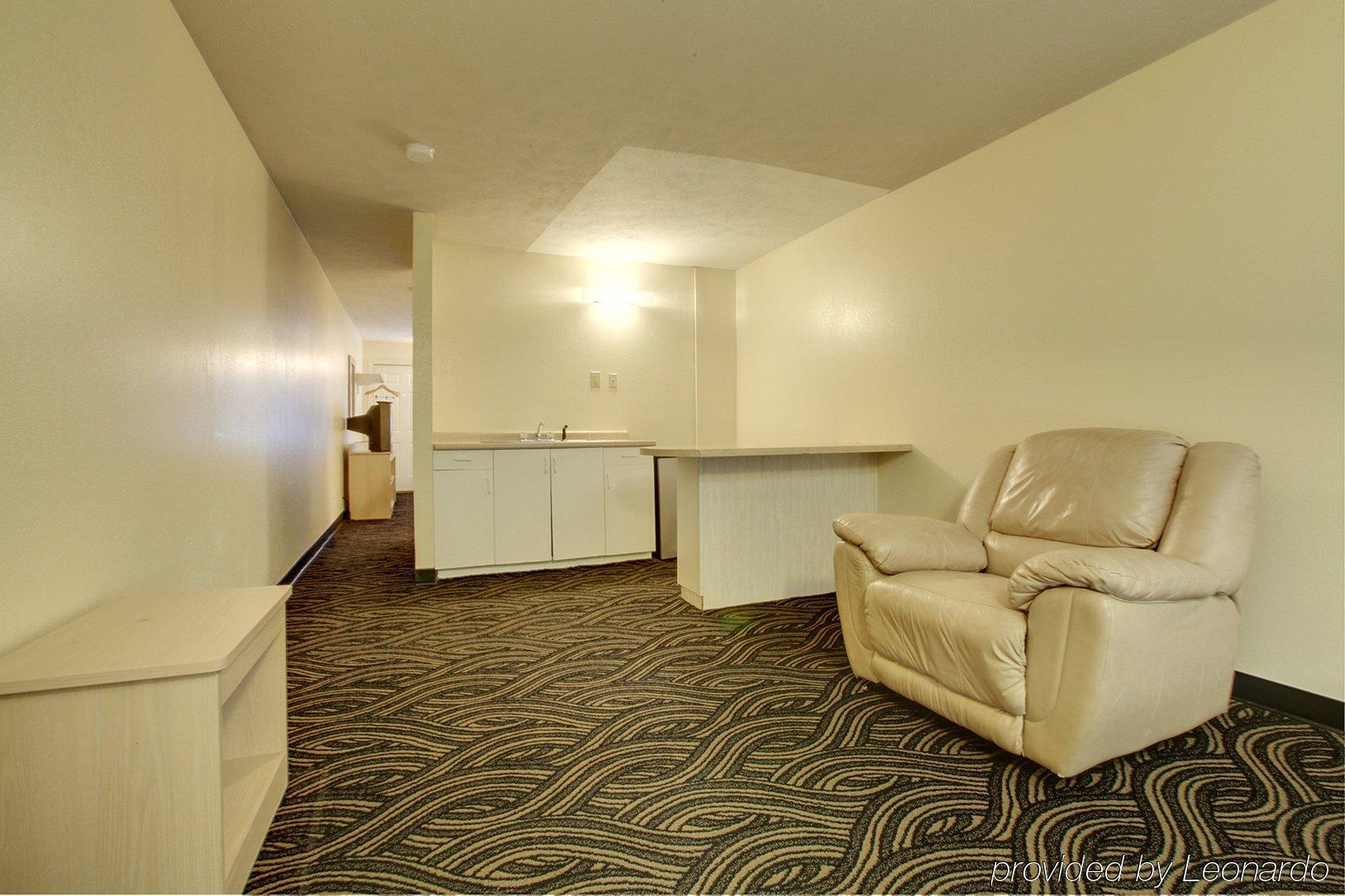 Americas Best Value Inn And Suites 카번데일 객실 사진
